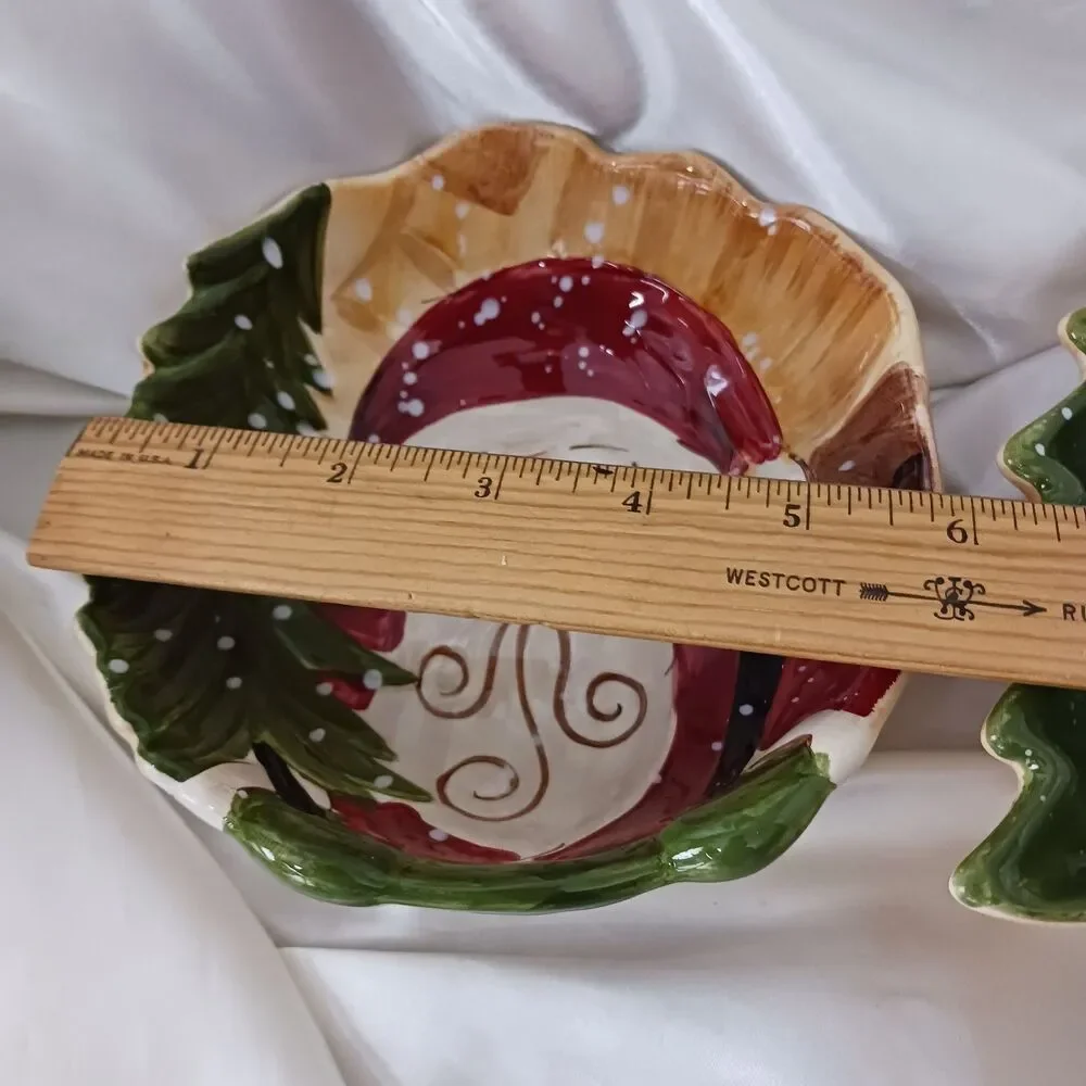 DARIO FERRUCCI DESIGNS HAND PAINTED CHRISTMAS 6'' BOWLS SANTA TREE-LOT OF 2